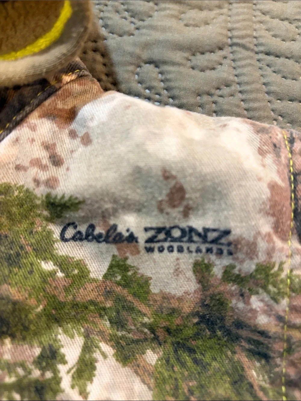 Cabela's Realtree Camo Hooded Fleece Vest in Tan and Green